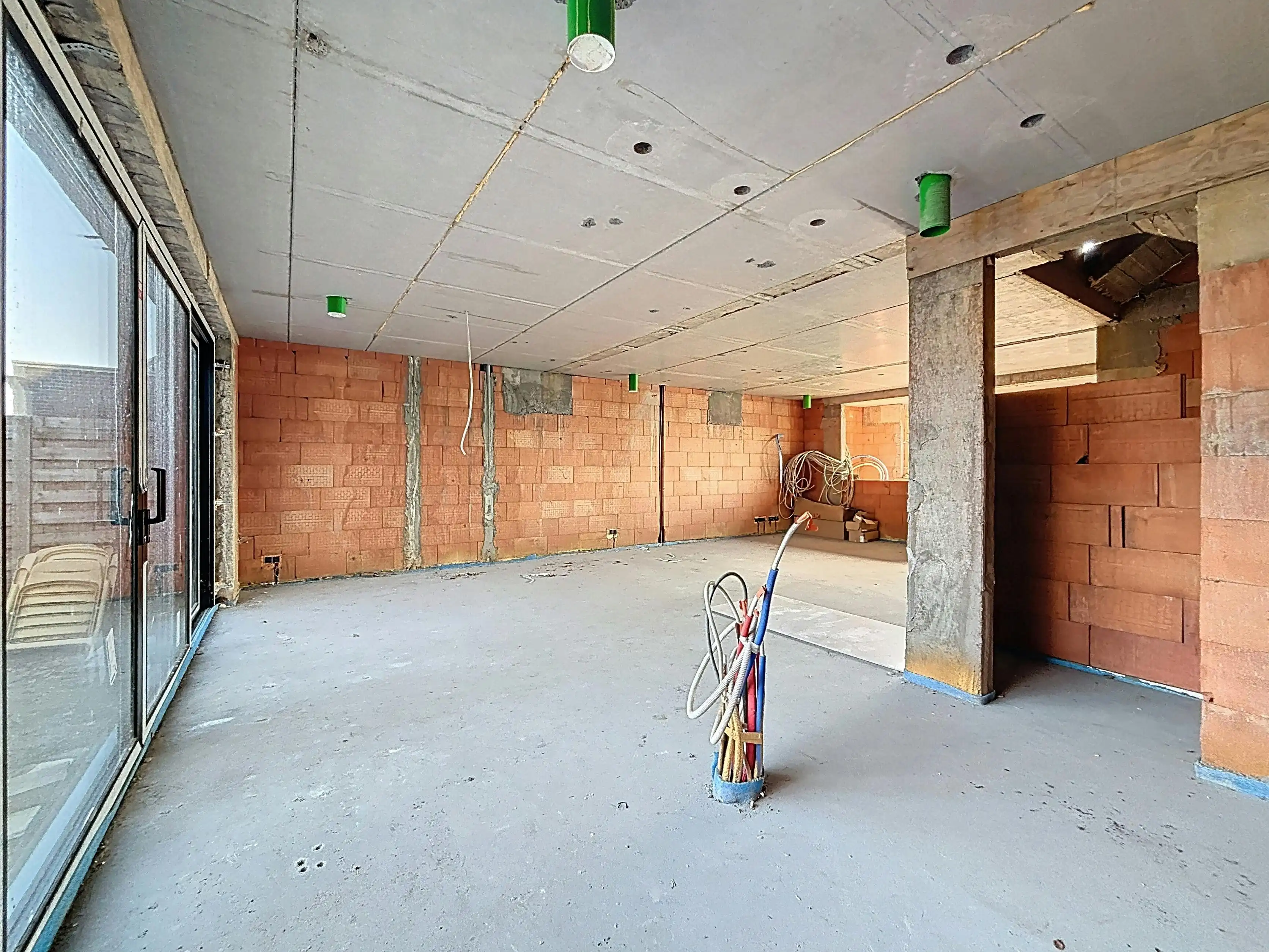 Halfopen ruwbouw te koop vlakbij het centrum van Wuustwezel foto 17