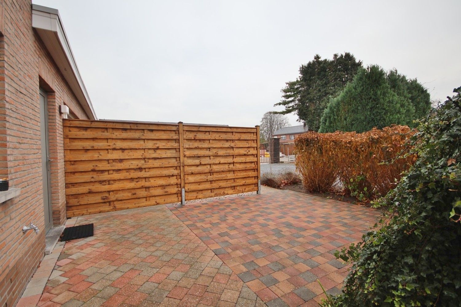 Ruime instapklare woning met 3 slaapkamers foto 16