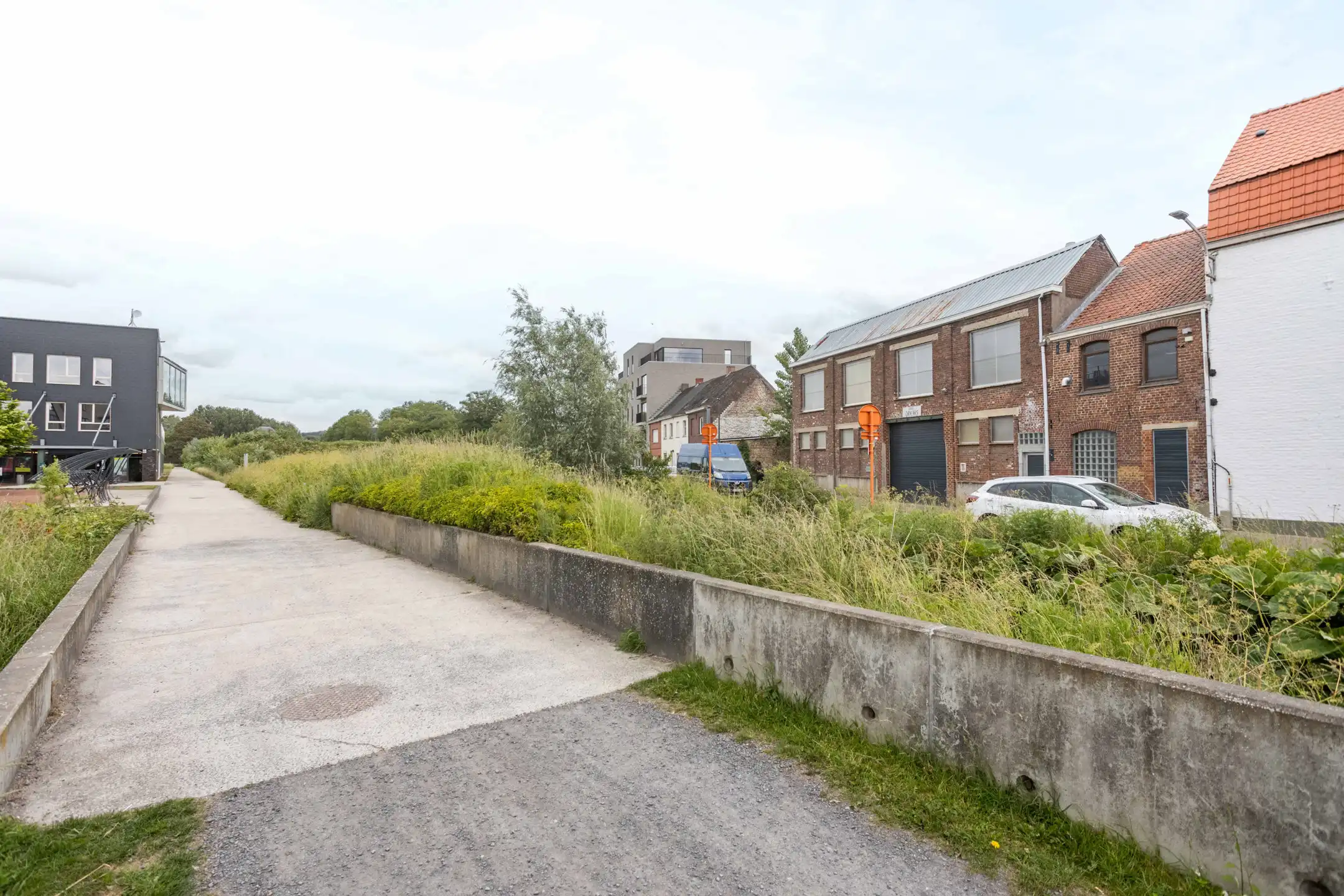 VEELZIJDIG RENOVATIE- EN ONTWIKKELINGSPROJECT foto 27