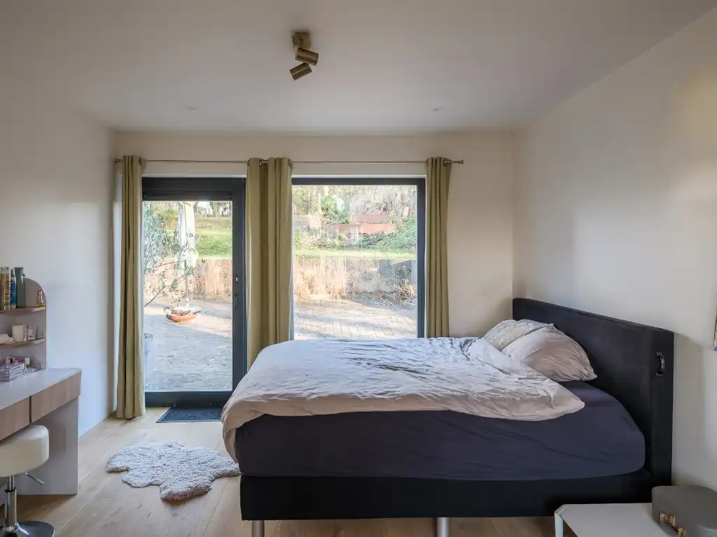 Scheldewindeke – Ruime woning met loftkarakter in een groen, glooiend landschap op slechts 20 minuten van Gent foto 17