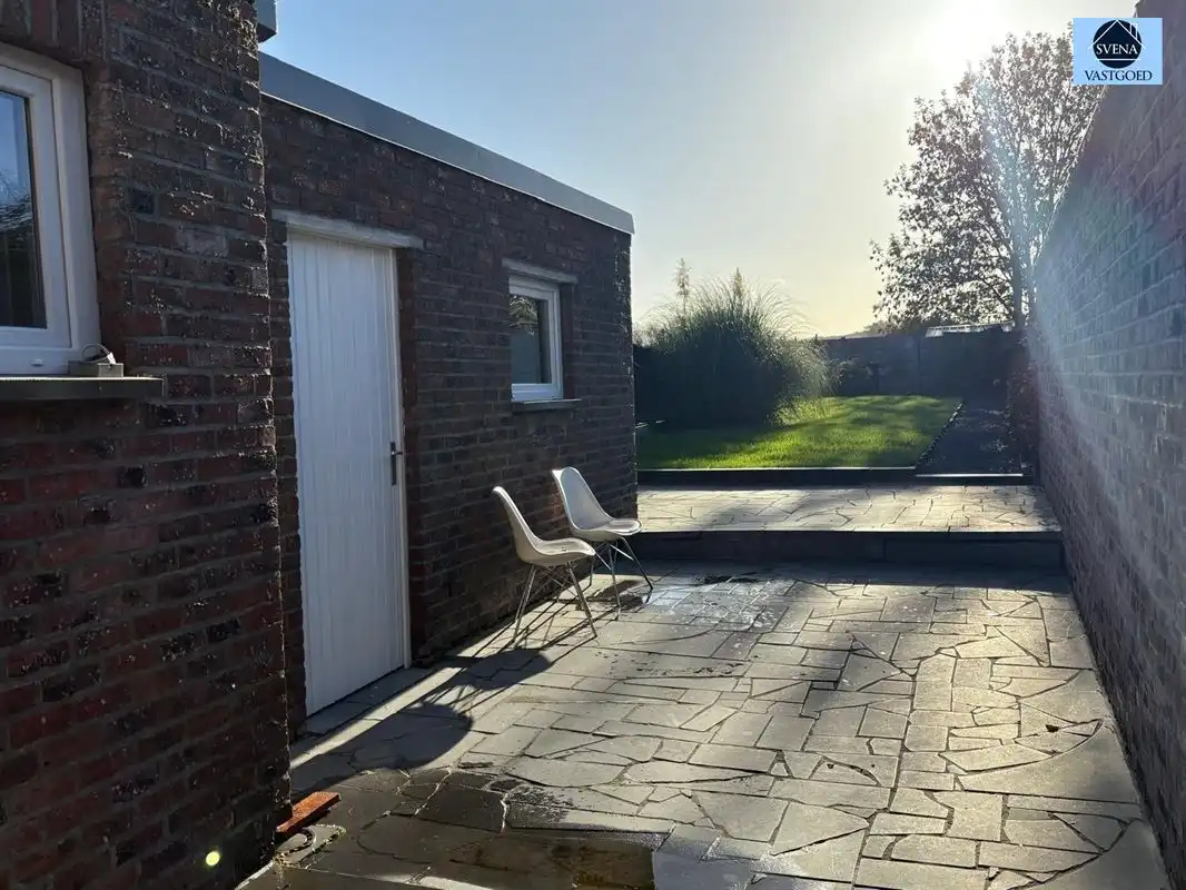 ZEER MOOIE, RUIME WONING GELEGEN TE ONKERZELE foto 17