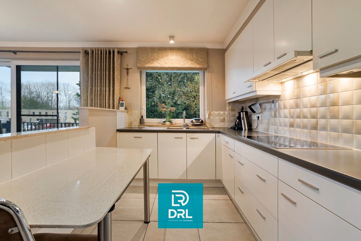 LICHTRIJK APPARTEMENT te BRUGGE (Damse Vaart) foto 11