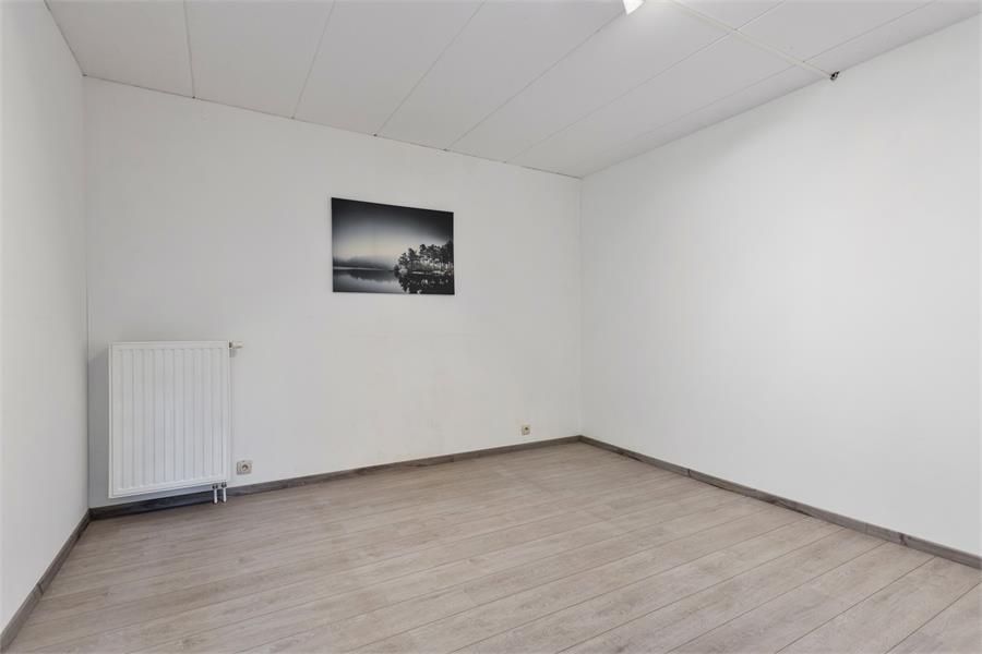 Woonst met magazijn en kantoorruimte te Heppen foto 25