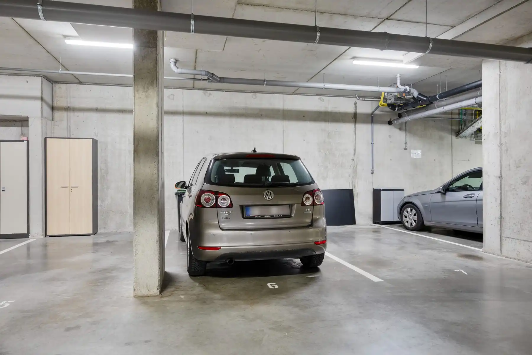 Exclusief appartement aan de stadsrand foto 17