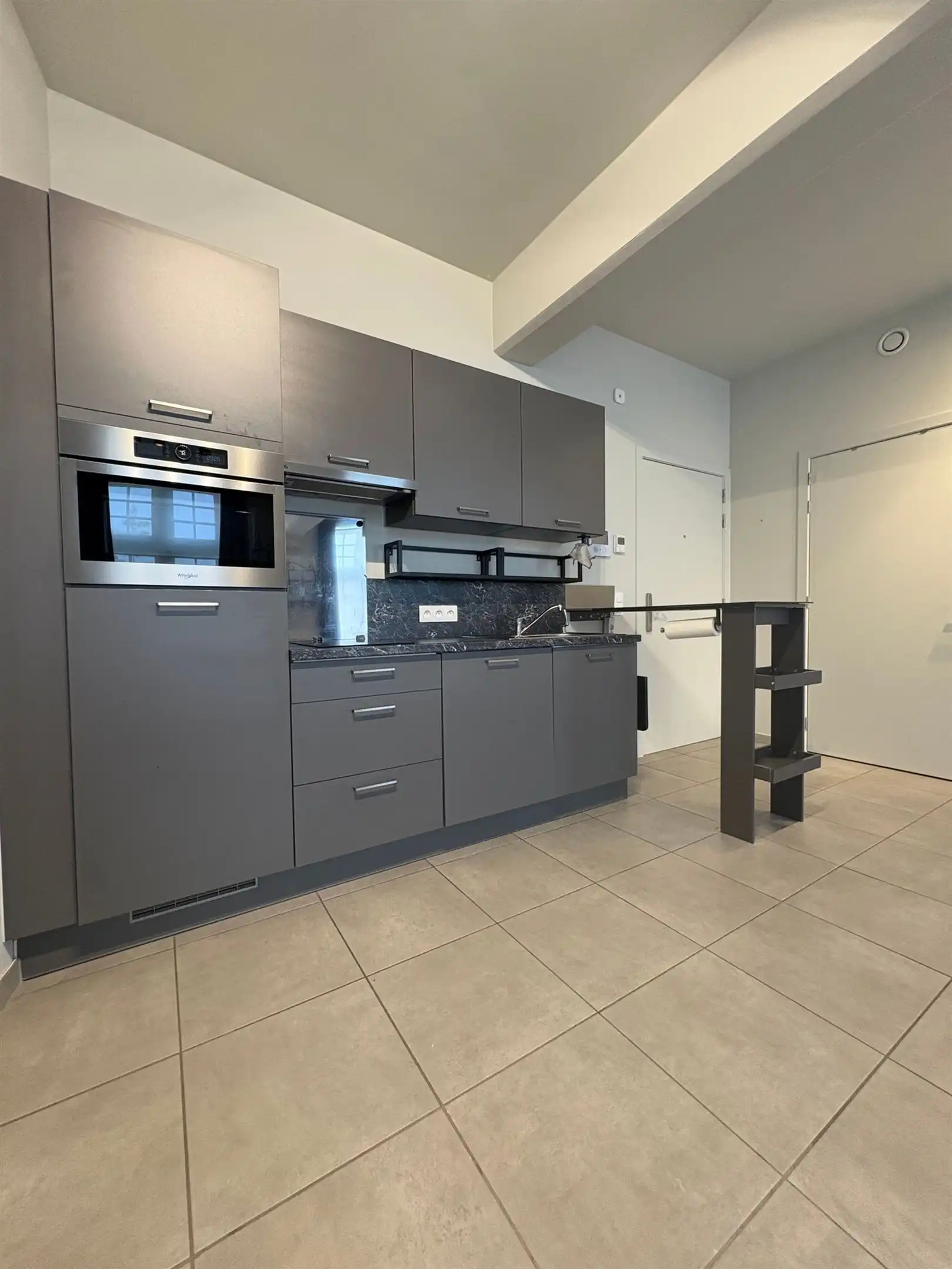 Prachtige assistentiewoning met staanplaats gelegen in het hartje van Dendermonde  foto 4