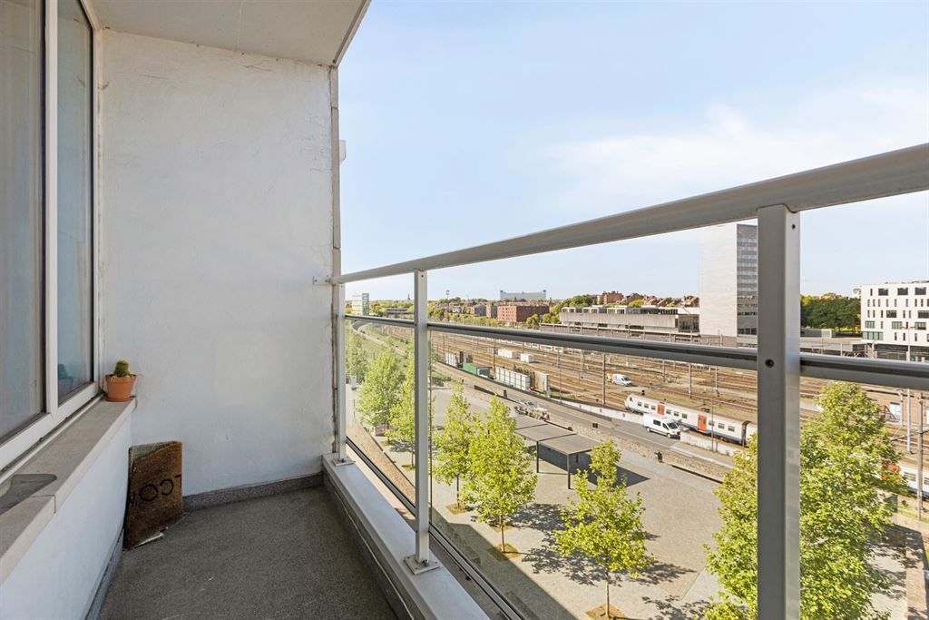 Ruim appartement op een toplocatie! foto 12
