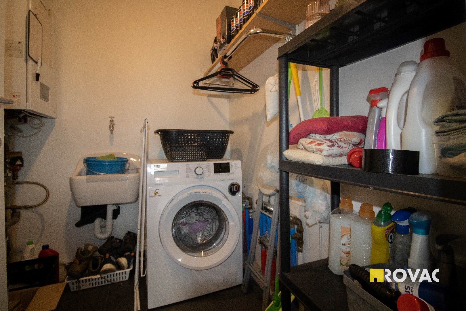 Zeer energiezuinig en instapklaar appartement (tot. opp. 81,44 m²) met private autostaanplaats foto 14