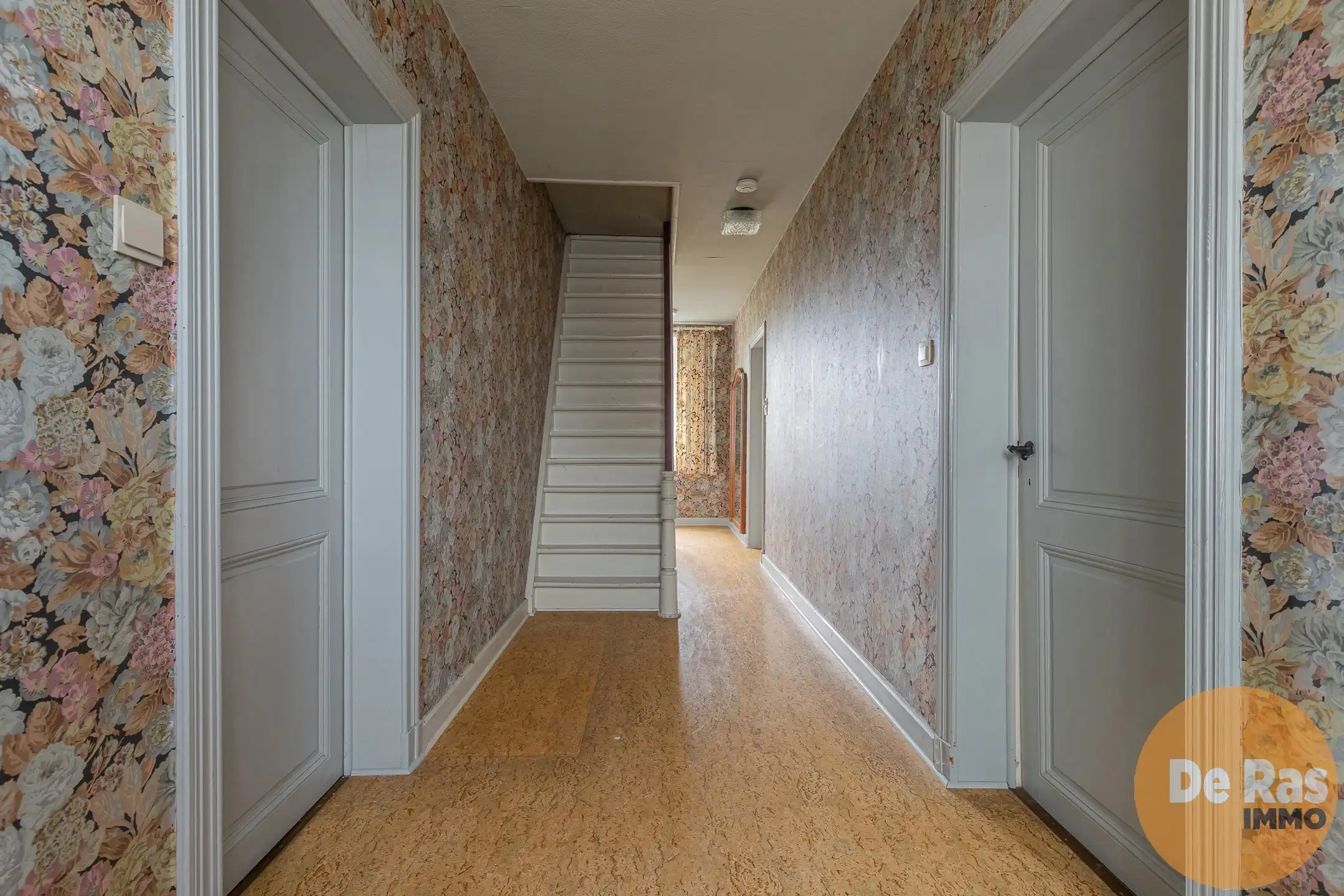 WICHELEN – Karakteristiek burgerhuis op schitterend perceel foto 12