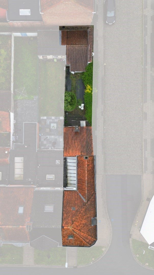 Ruime hoekwoning met twee garages, tuin en 3 slaapkamers in Rumbeke foto 17