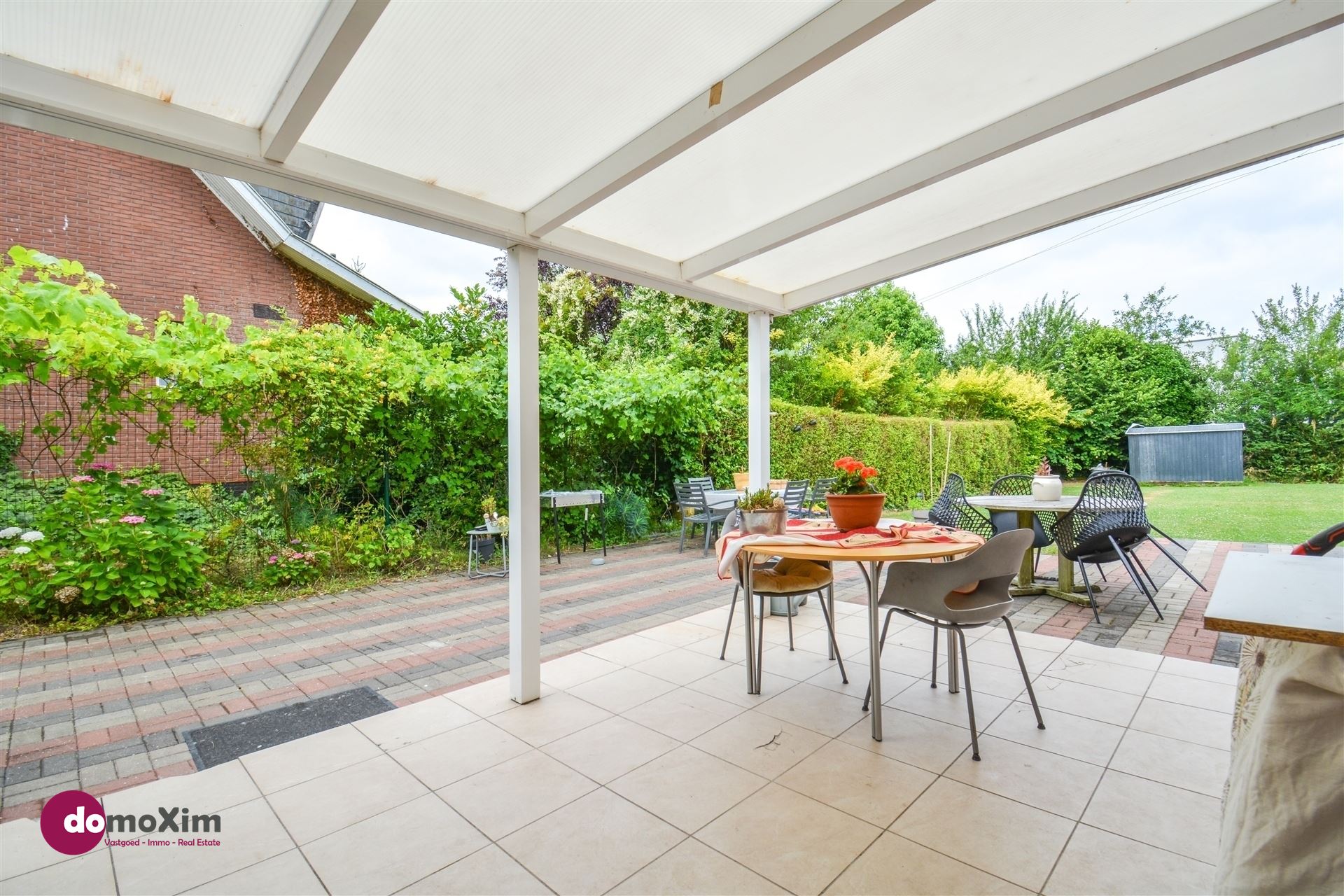 Instapklare woning met 3 slaapkamers en tuin in een rustige buurt foto 16