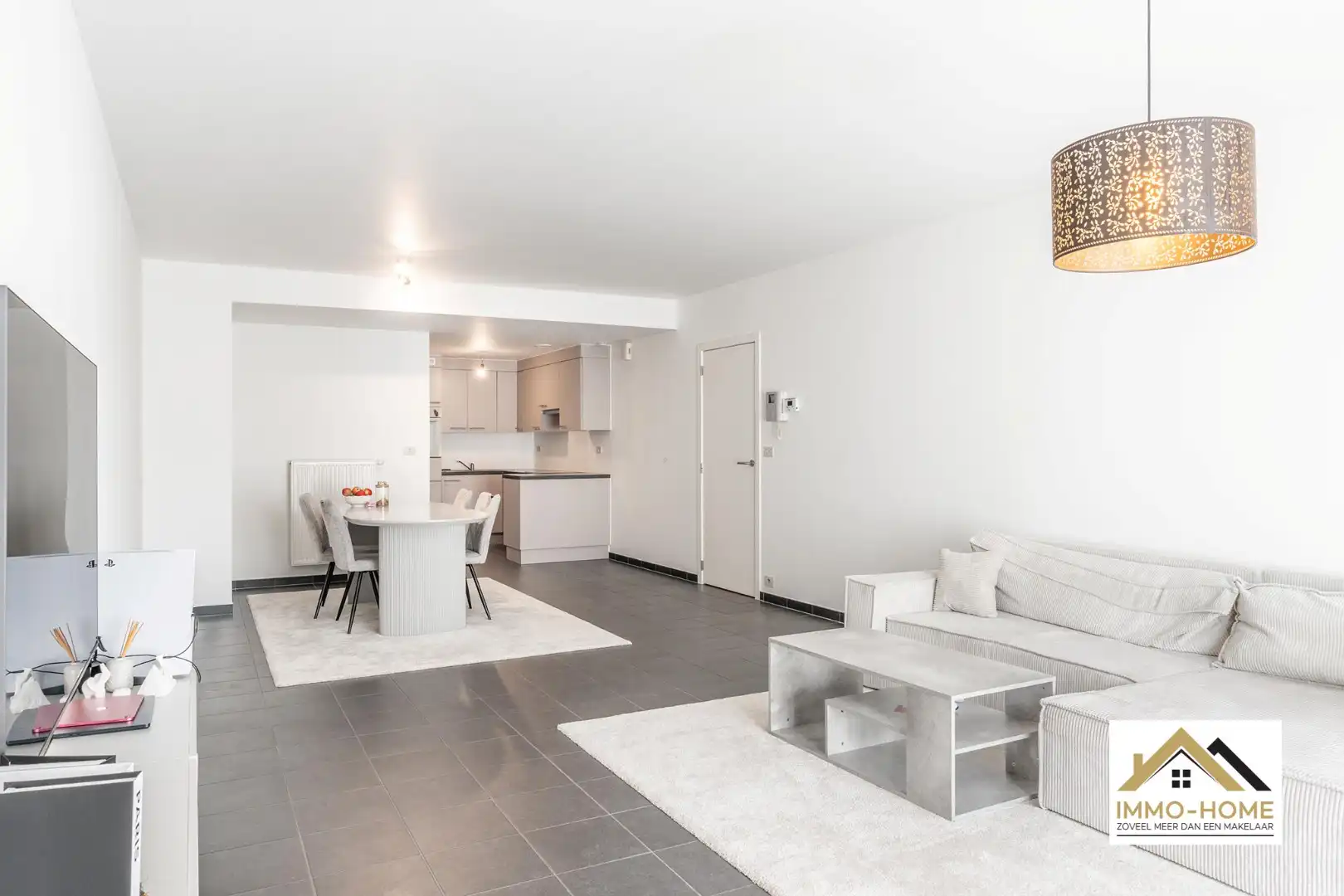 Gelijkvloers instapklaar appartement  foto {{pictureIndex}}