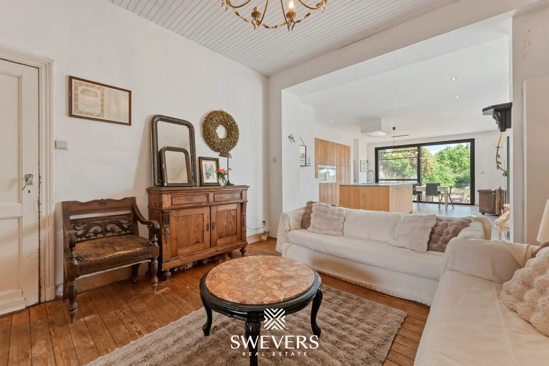 Riante 4 slaapkamer woning in Vucht foto 6