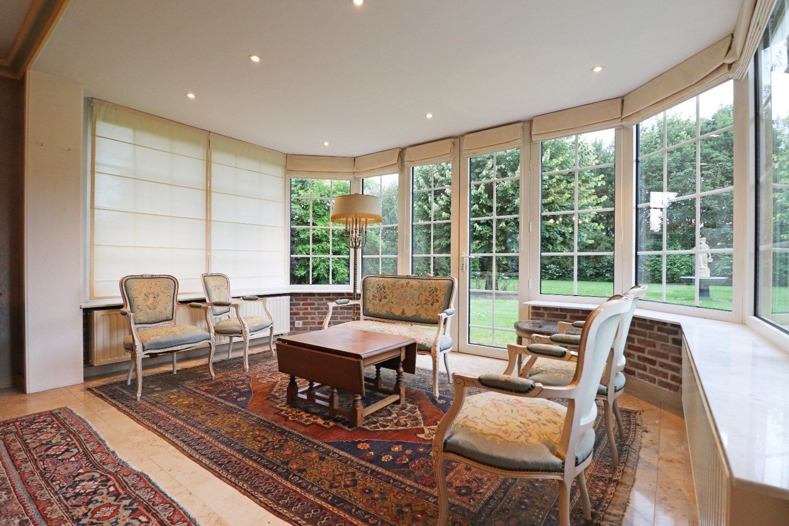 Landelijk gelegen woning op prachtig perceel! foto 7