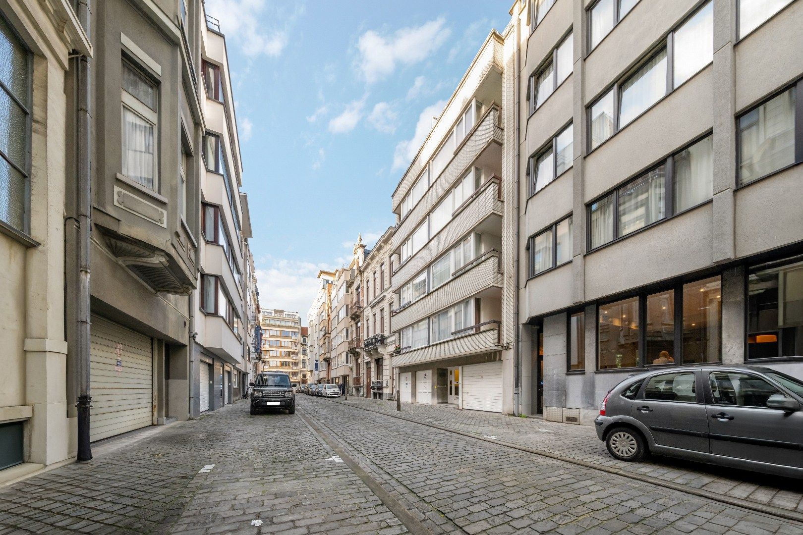 Goed gelegen garagebox foto 2