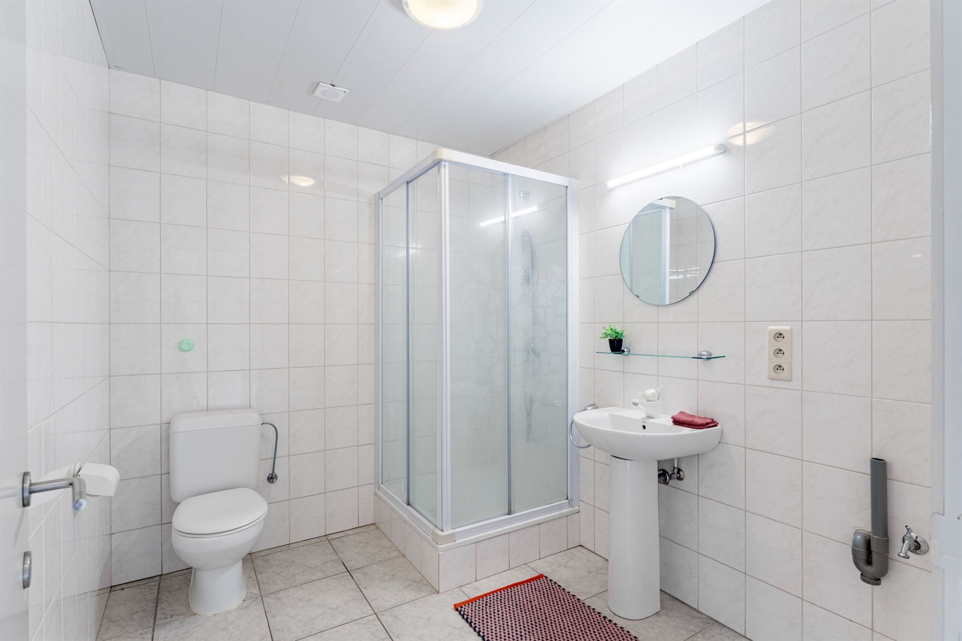 Gelijkvloers appartement met 1 slaapkamer foto 16