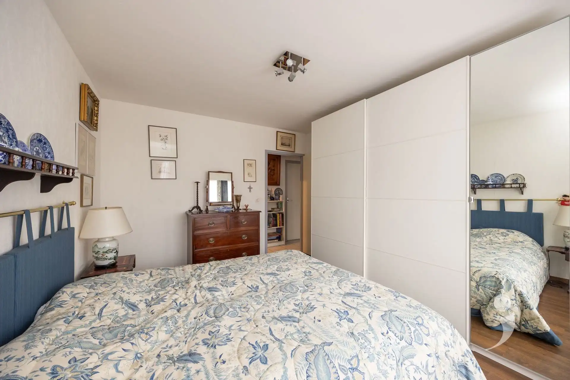 Ruim appartement met 3 slaapakamers en garagebox foto 13