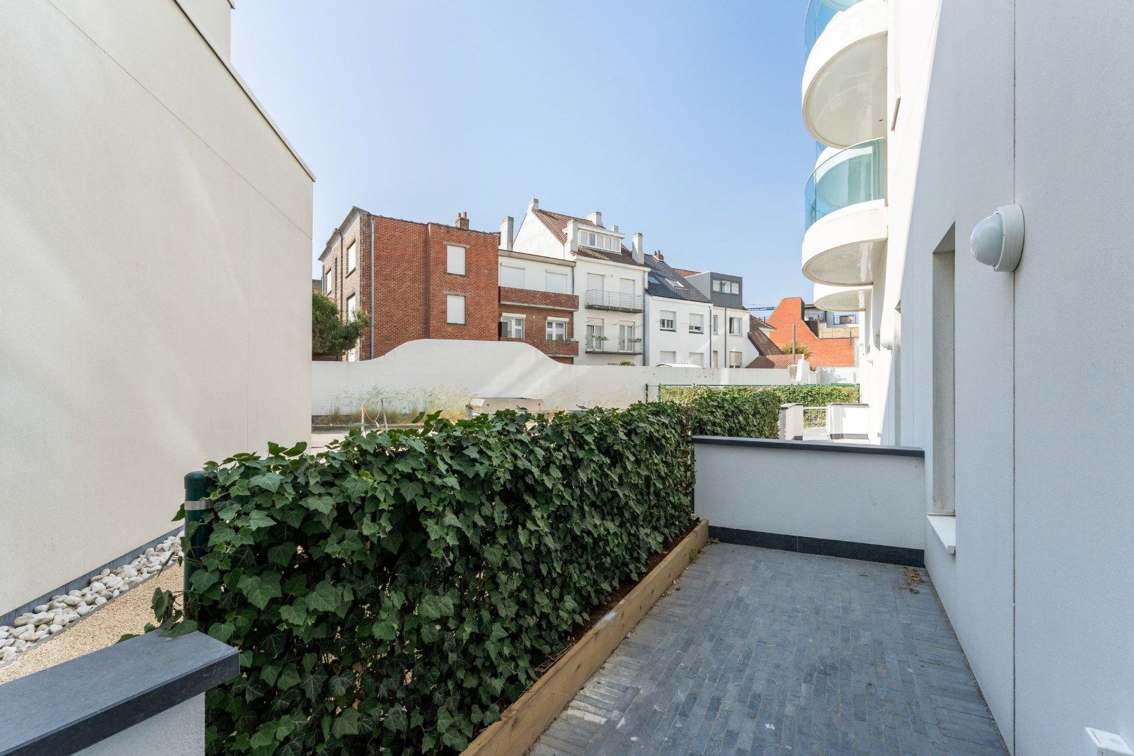 Nieuwbouwappartement in luxe-residentie White Princess foto 19