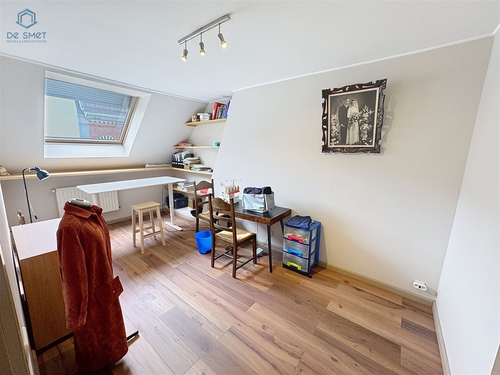 Luxe afgewerkte woning met 5 slaapkamers, lift en prachtig zicht op de jachthaven van Geraardsbergen foto 17