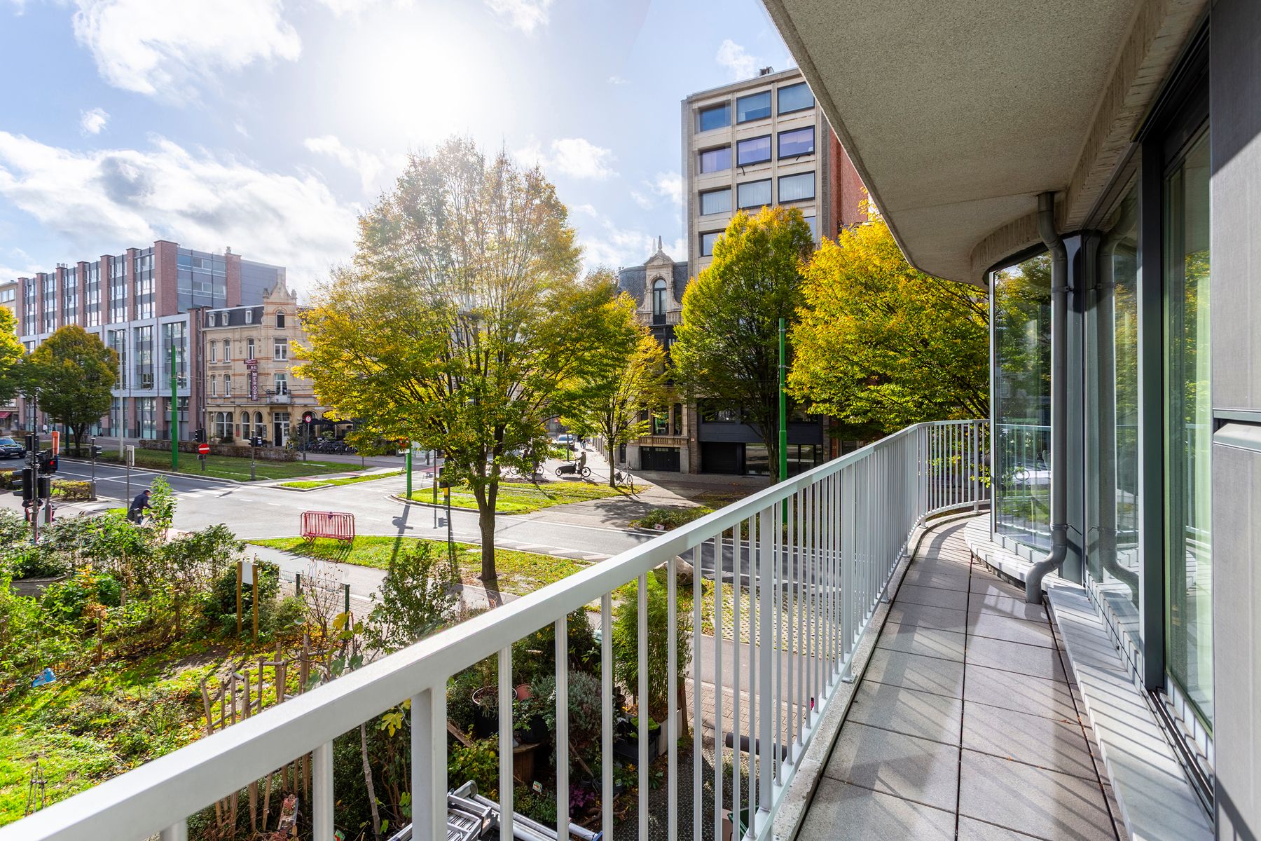 Ruim appartement met terras op toplocatie in Berchem foto 7