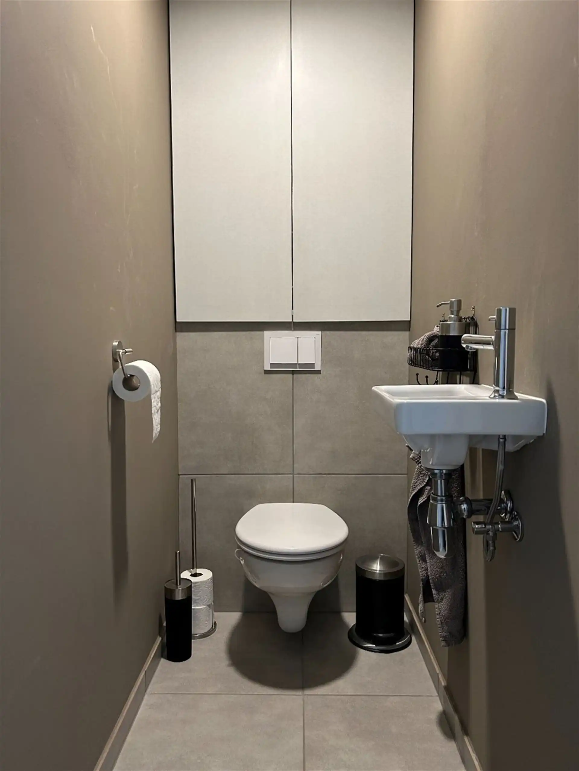 Instapklaar duplexappartement met 1 slpk en autostaanplaats! foto 12