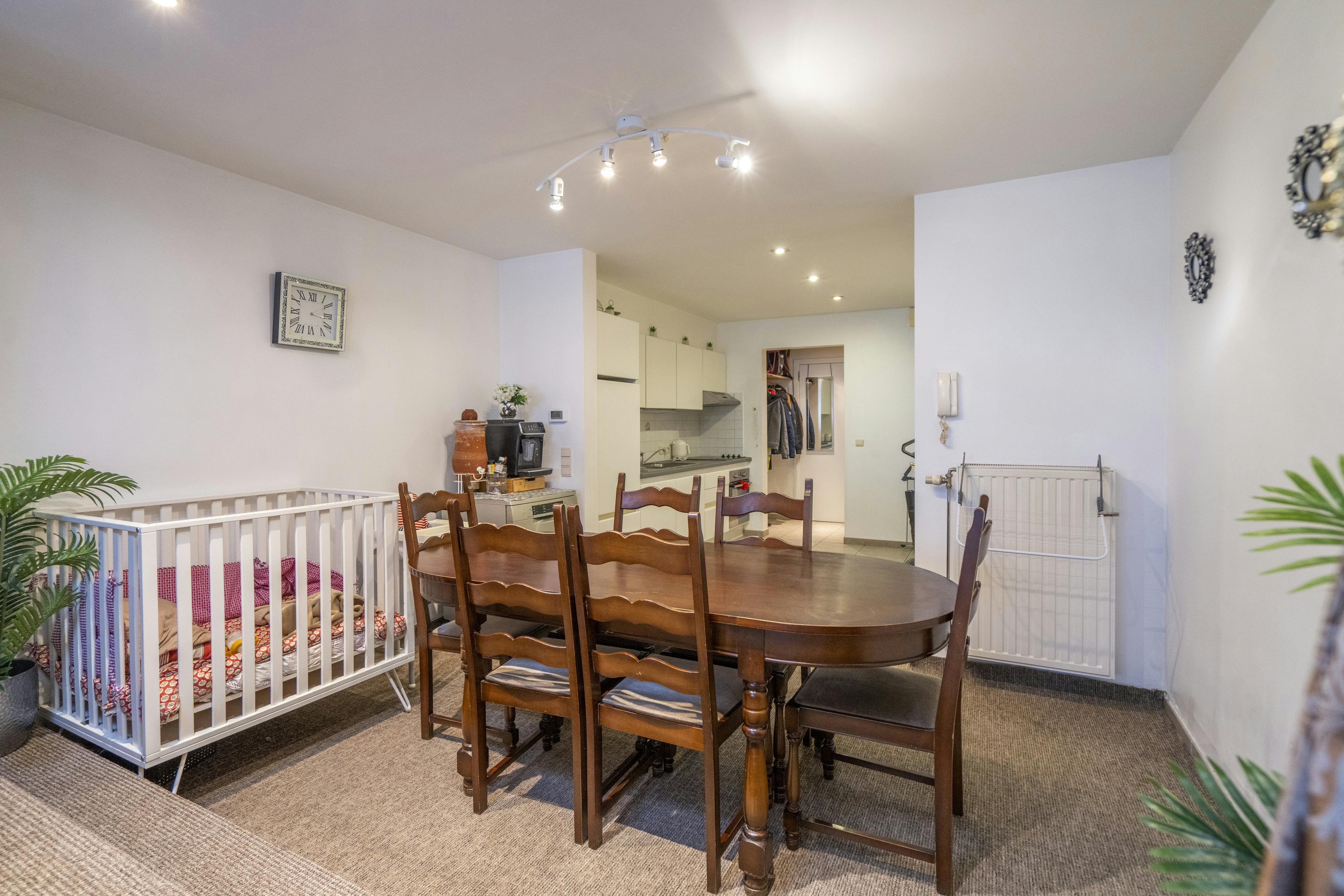 Opbrengsteigendom met twee appartementen te koop in Kortrijk foto 24