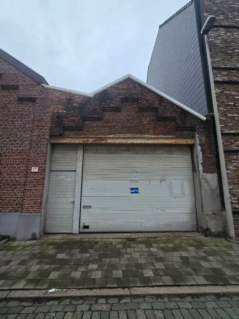 Polyvalente ruimte te huur foto {{pictureIndex}}