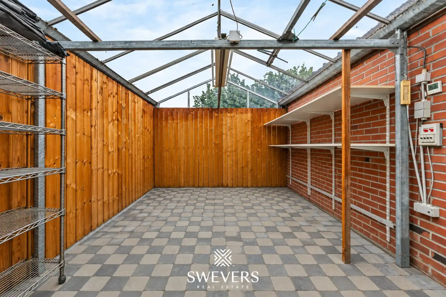 Royale kangoeroewoning met zwembad en dubbele garage foto 49