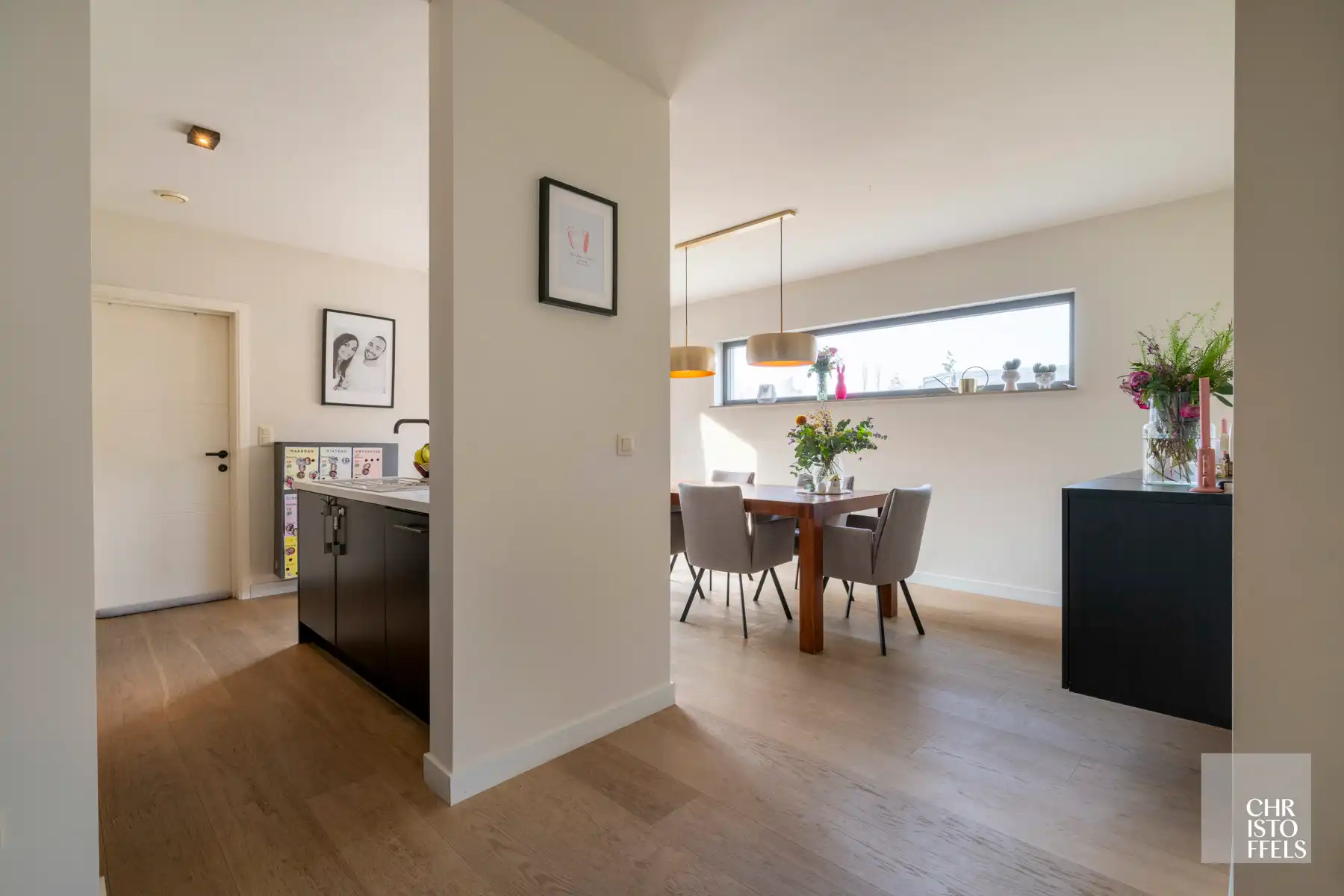 Ruime halfopen woning (203m²) op perceel van 840m² foto 12