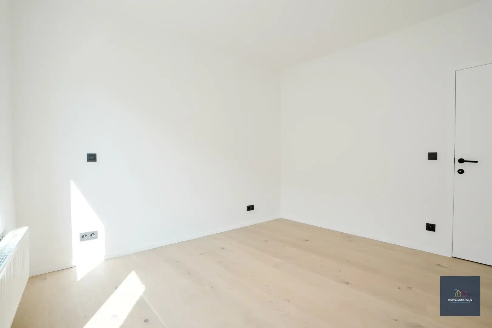 Stijlvol gerenoveerd 2 slaapkamerappartement  foto 14