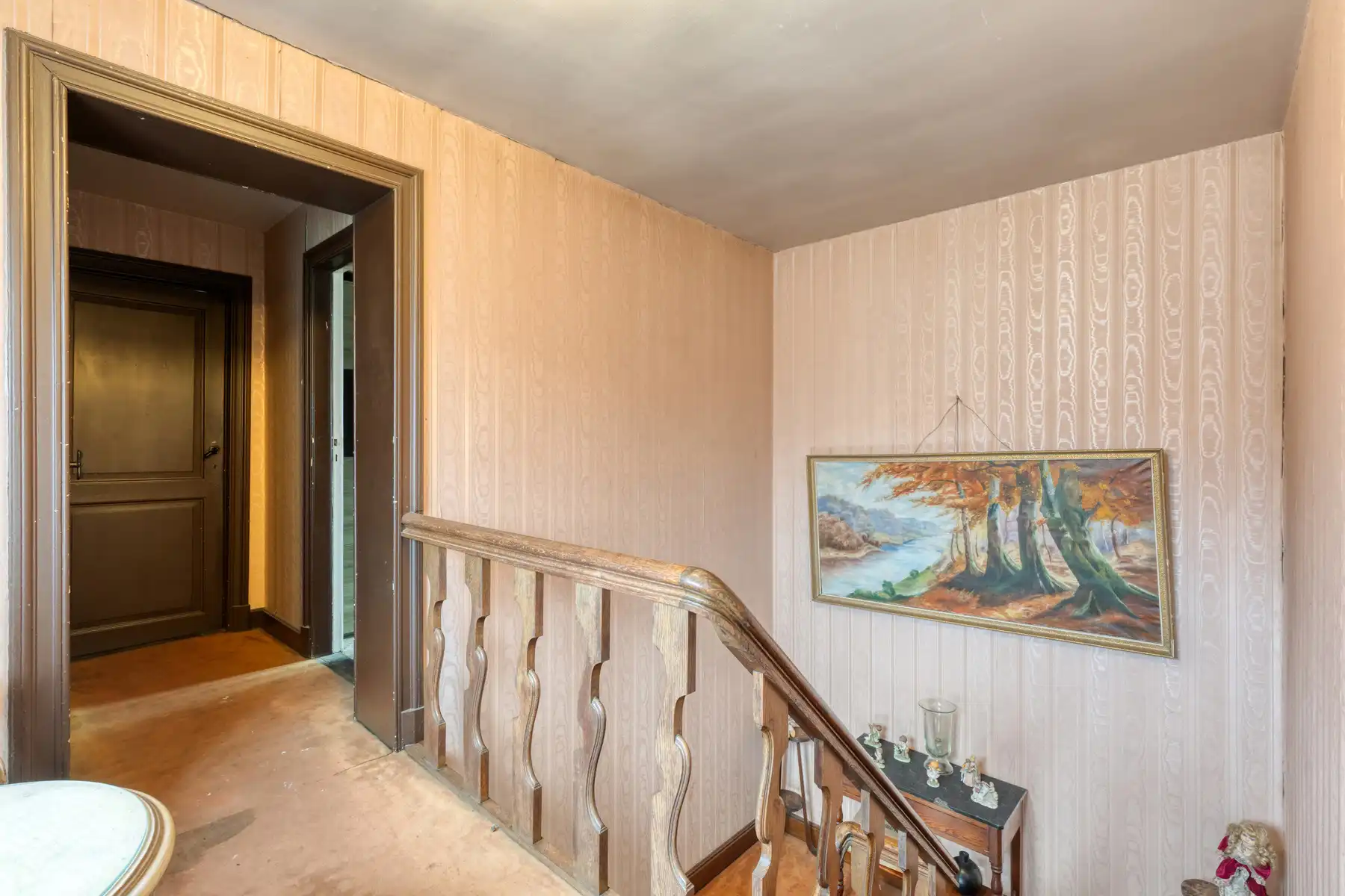 Neogotisch herenhuis op uitzonderlijke locatie foto 19