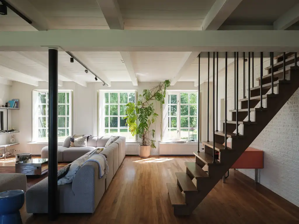 Breskens – Uitzonderlijke eigendom waar authenticiteit, karakter en strakke architectuur naadloos in elkaar samenvloeien op een exclusieve locatie tussen de velden en op een boogscheut van het strand. foto 20