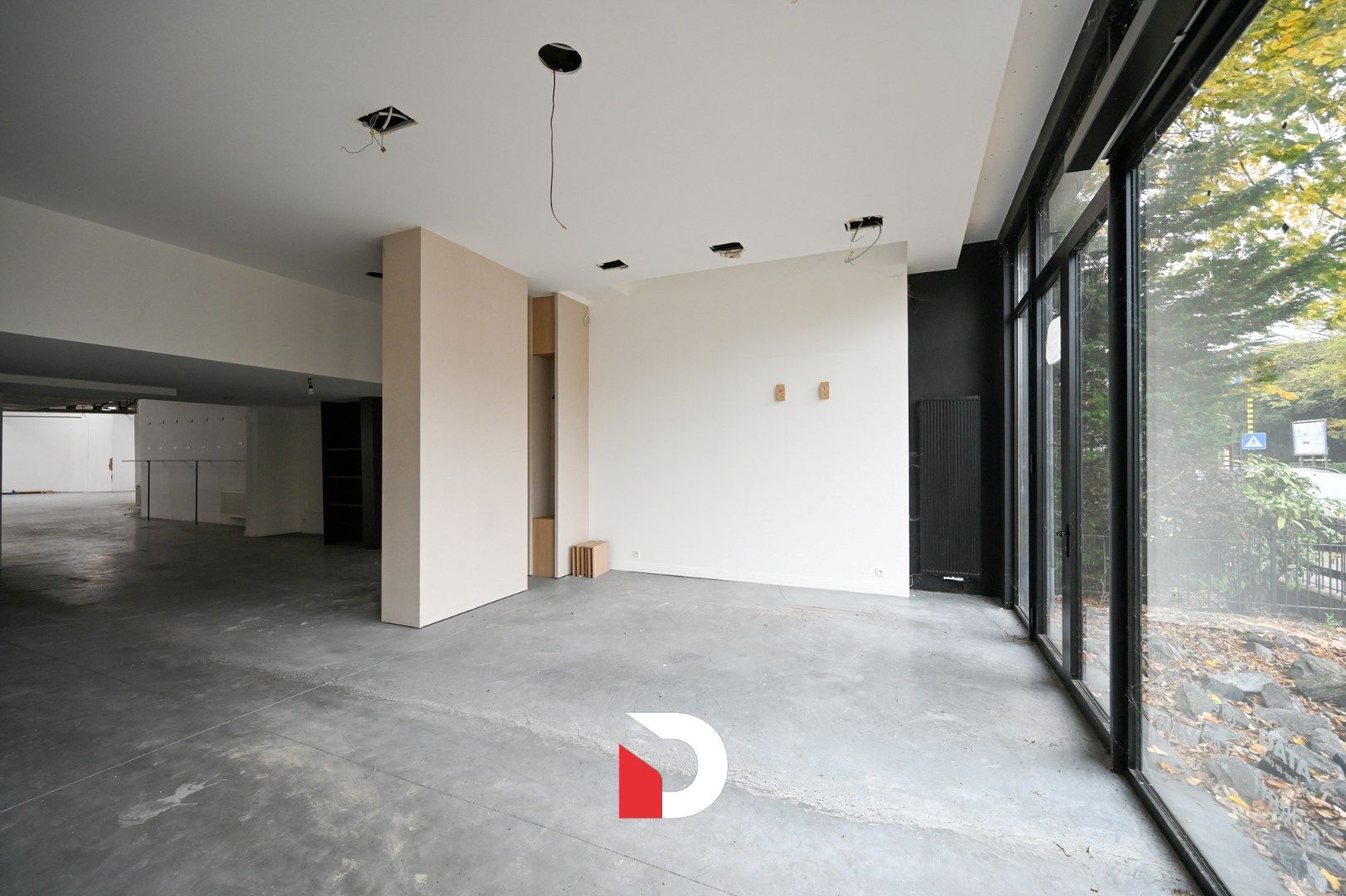 Gerenoveerd handelspand / winkelruimte op een strategische locatie te Assebroek. foto 5