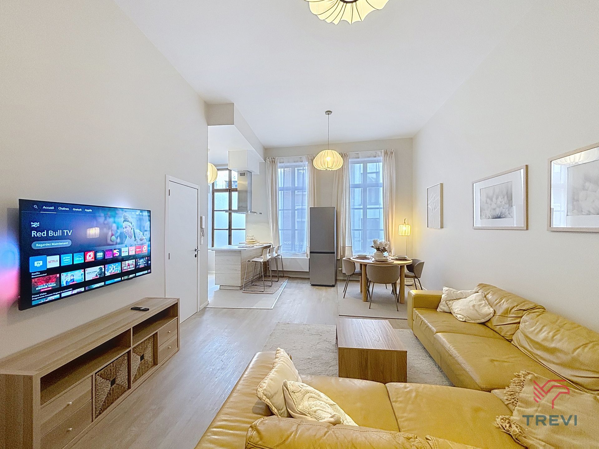 Prachtig gemeubileerd 3-slaapkamer appartement van 125m². foto 2