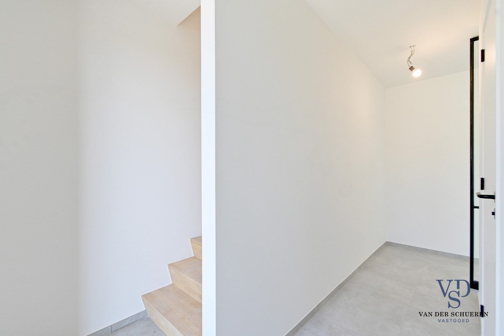 IN OPTIE ! Half Open Bebouwing met afzonderlijke garage  foto 16