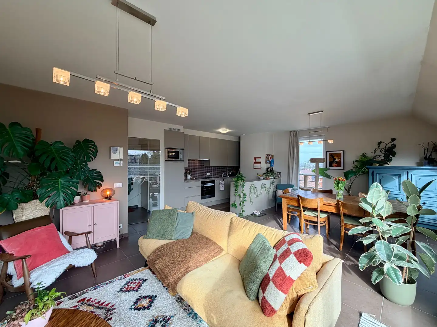 Recent 1-slaapkamer appartement in centrum Tielt! foto 2