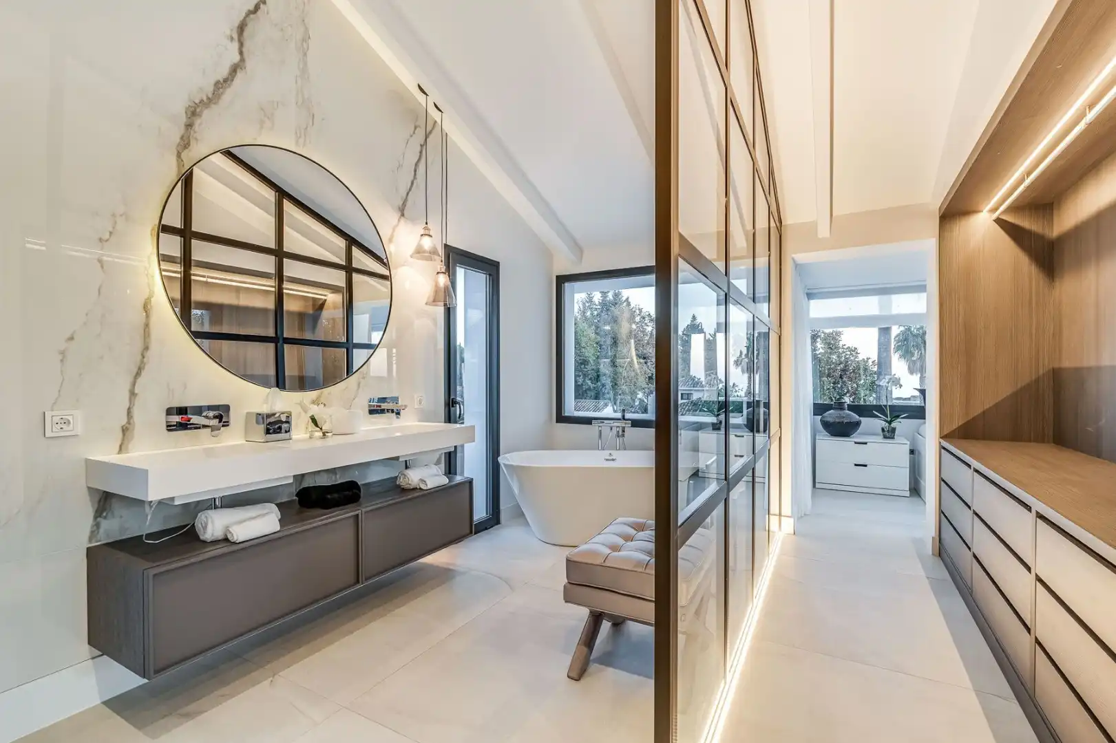 ZELDZAME EIGENTIJDSE VILLA IN IBIZA-STIJL IN NAGUELES foto 27