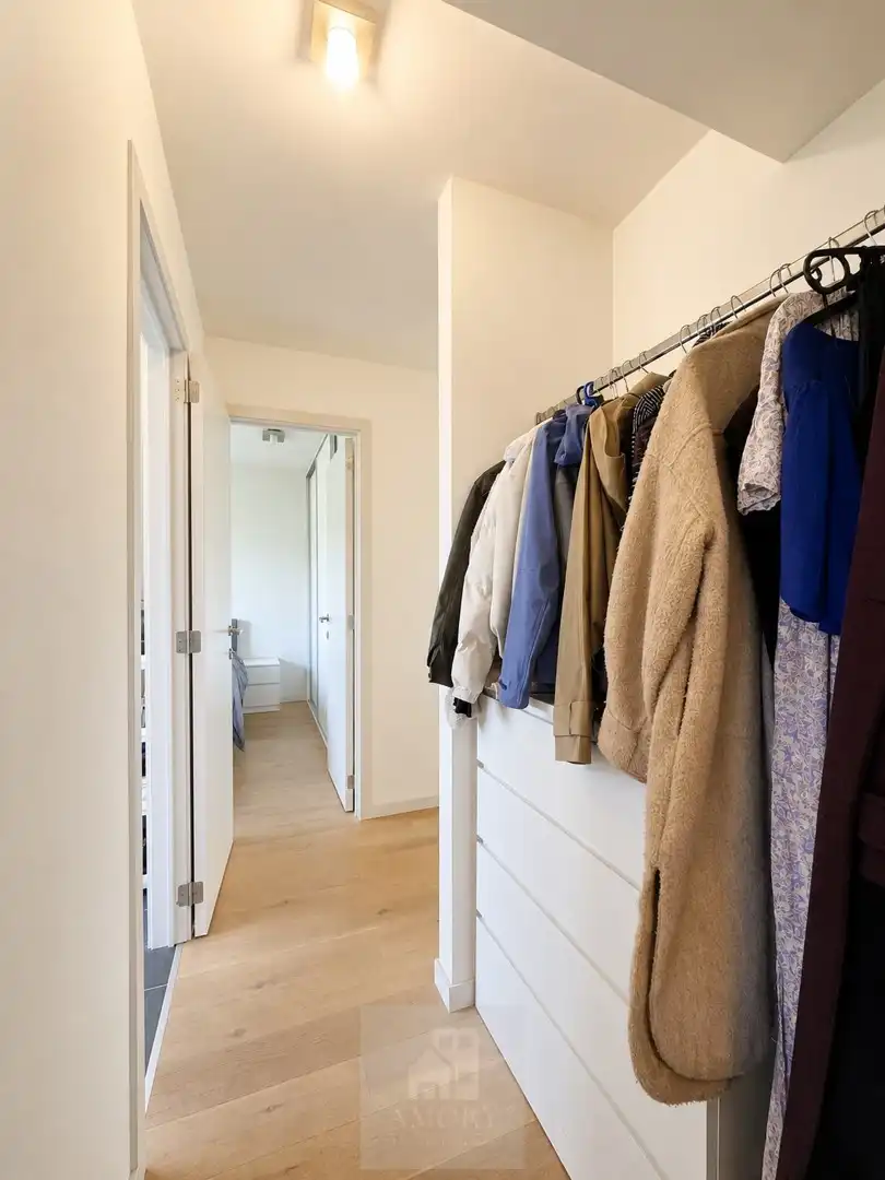 Zonnig 2 slpk-appartement met zuidgericht terras + autostaanplaats! foto 10