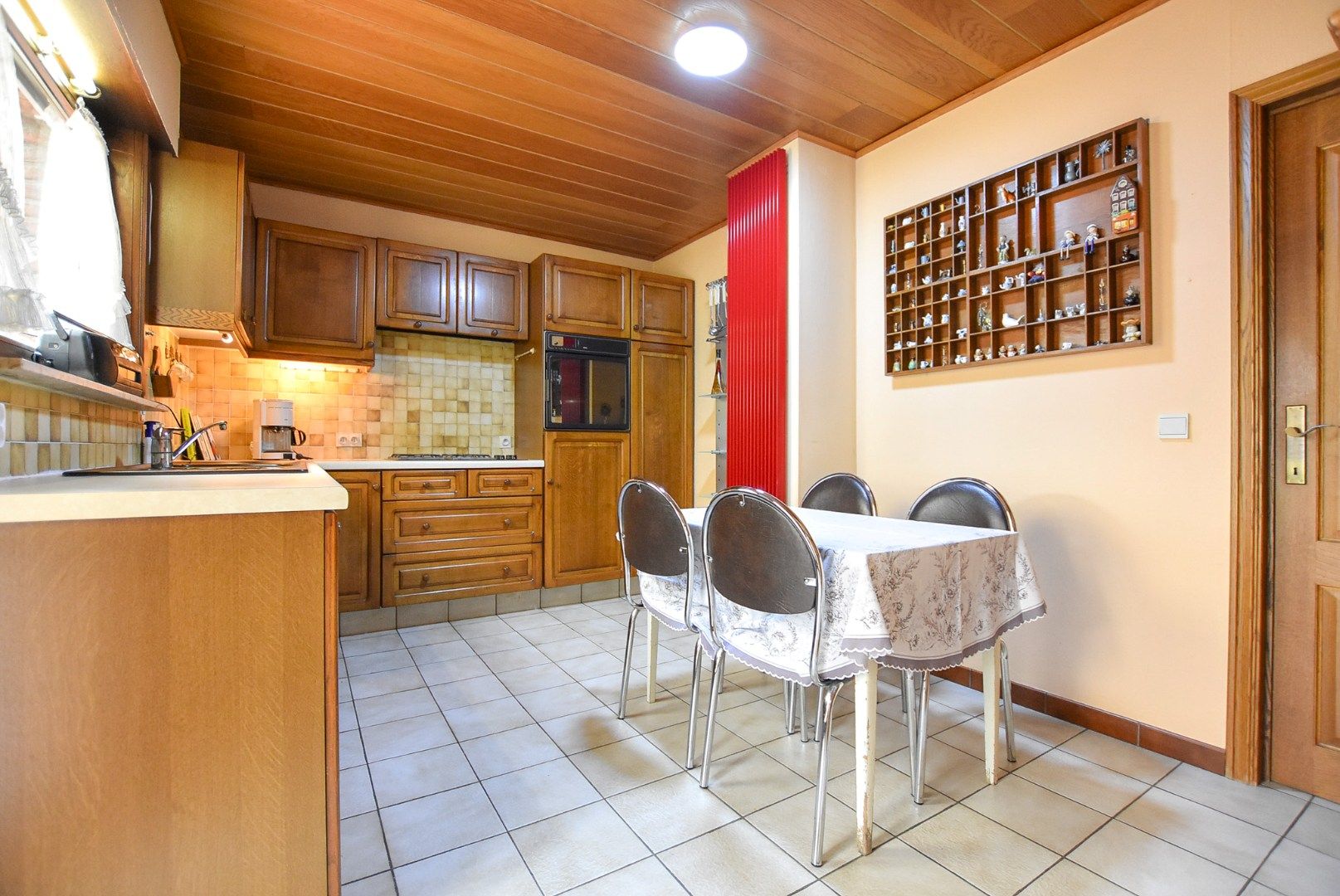 Charmante bungalow met 3 (mog. 4) slaapkamers in een rustige wijk en doodlopende straat van Nieuwpoort op 637m² foto 12