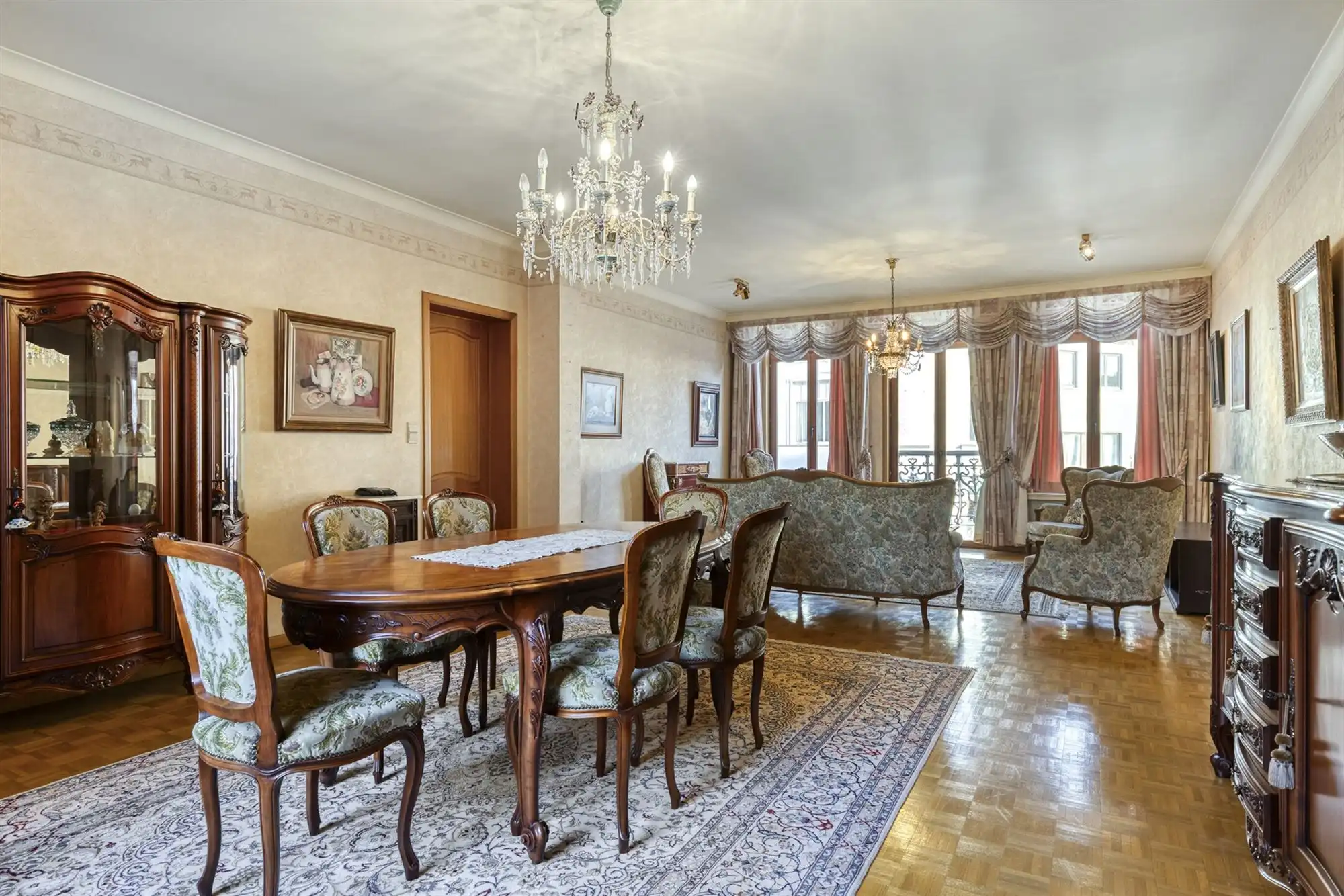 Commercieel pand met woonst op toplocatie. foto 14