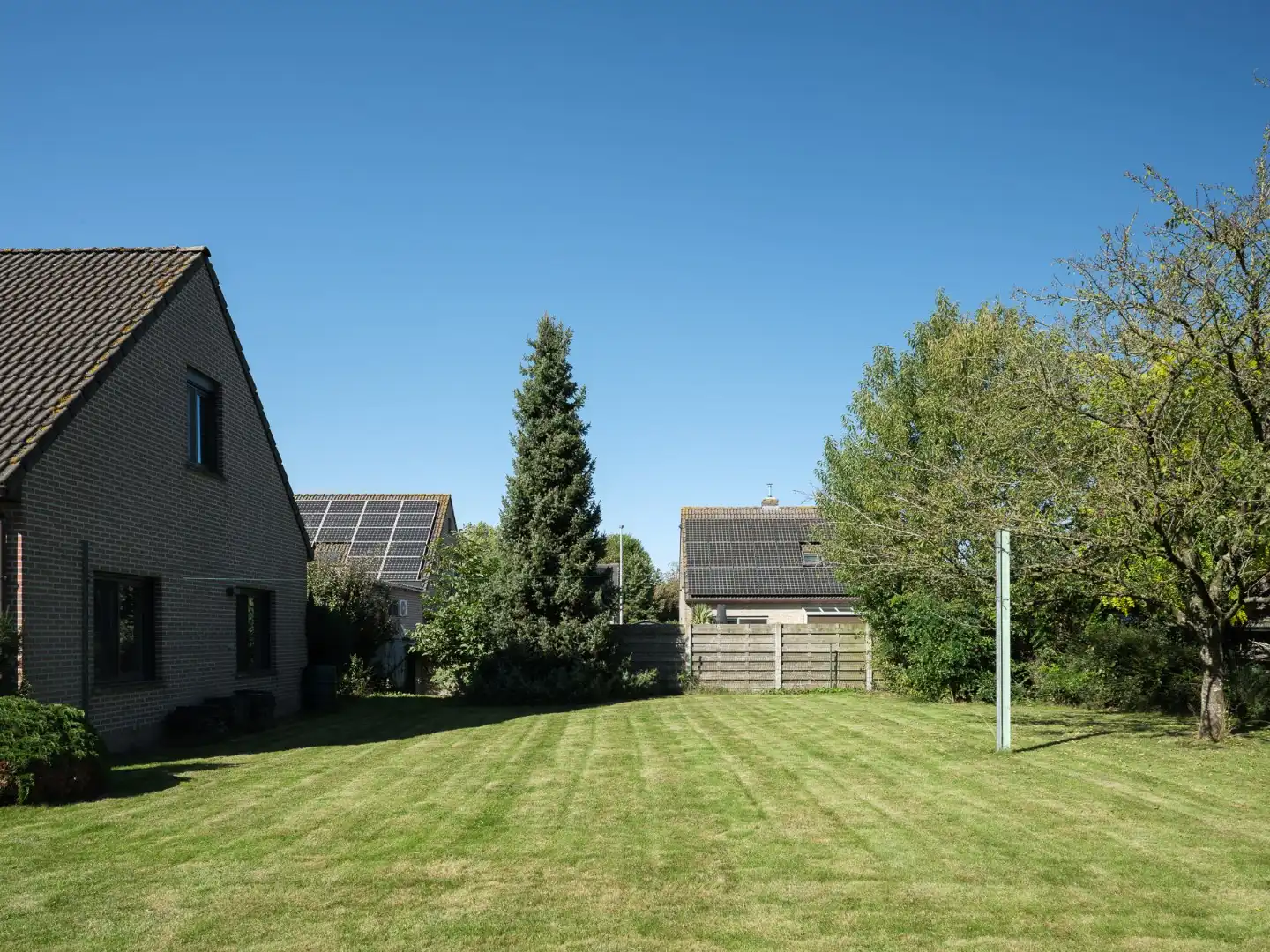 Open bebouwing met 5 slp. en tuin te Drongen   foto 19