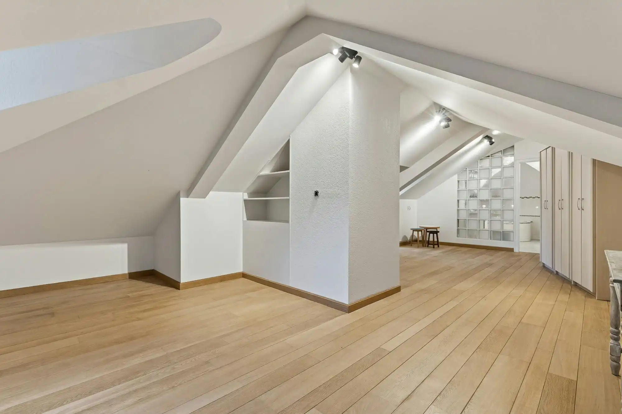 residentieel gelegen villa op 3490 m² te koop in Lichtaart foto 27