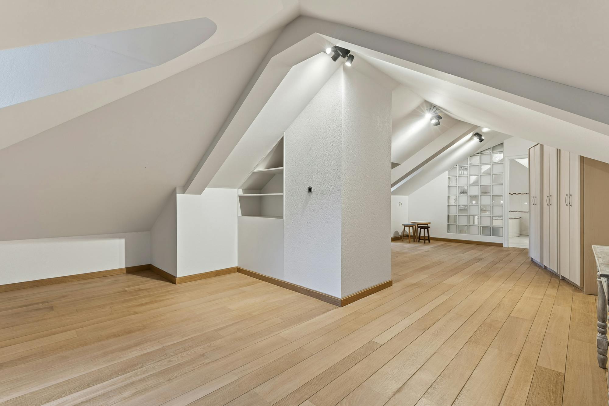 residentieel gelegen villa op 3490 m² te koop in Lichtaart foto 33