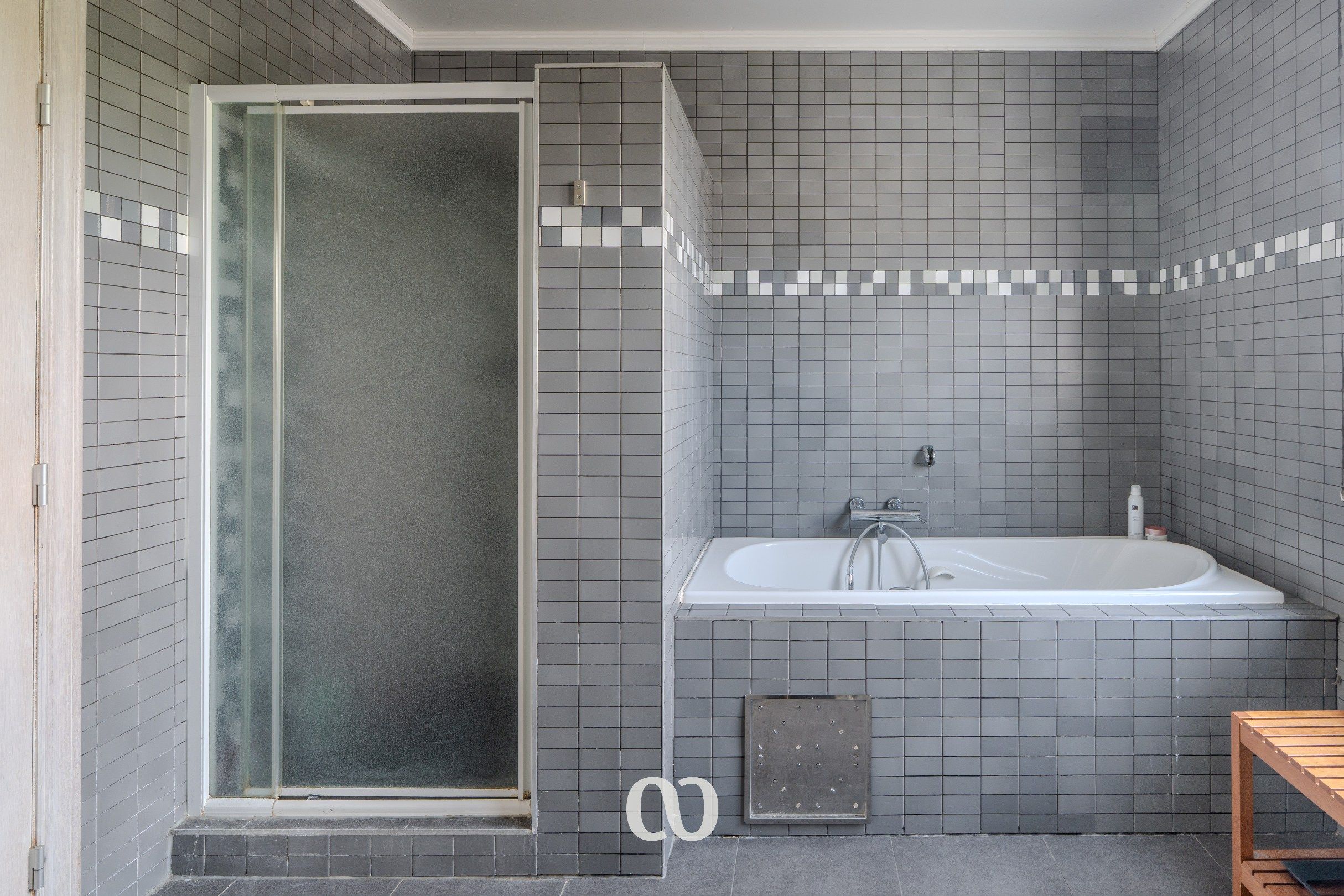 Prachtig gerenoveerde herenwoning met zeer veel ruimte foto 23
