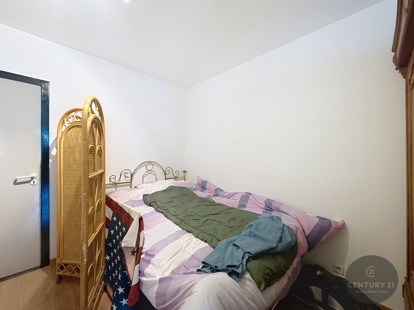 Studio met garagebox foto 5