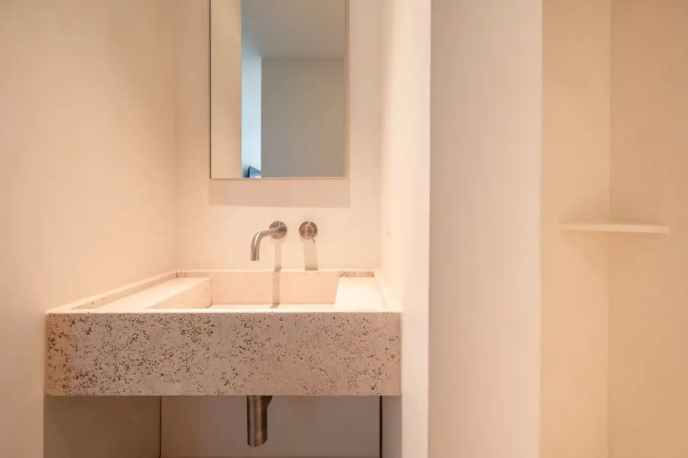 Prachtig gerenoveerd appartement op de Wandeldijk foto 20