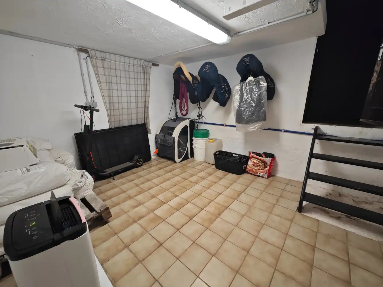 Grotendeels gerenoveerde woning op 16a78ca foto 34