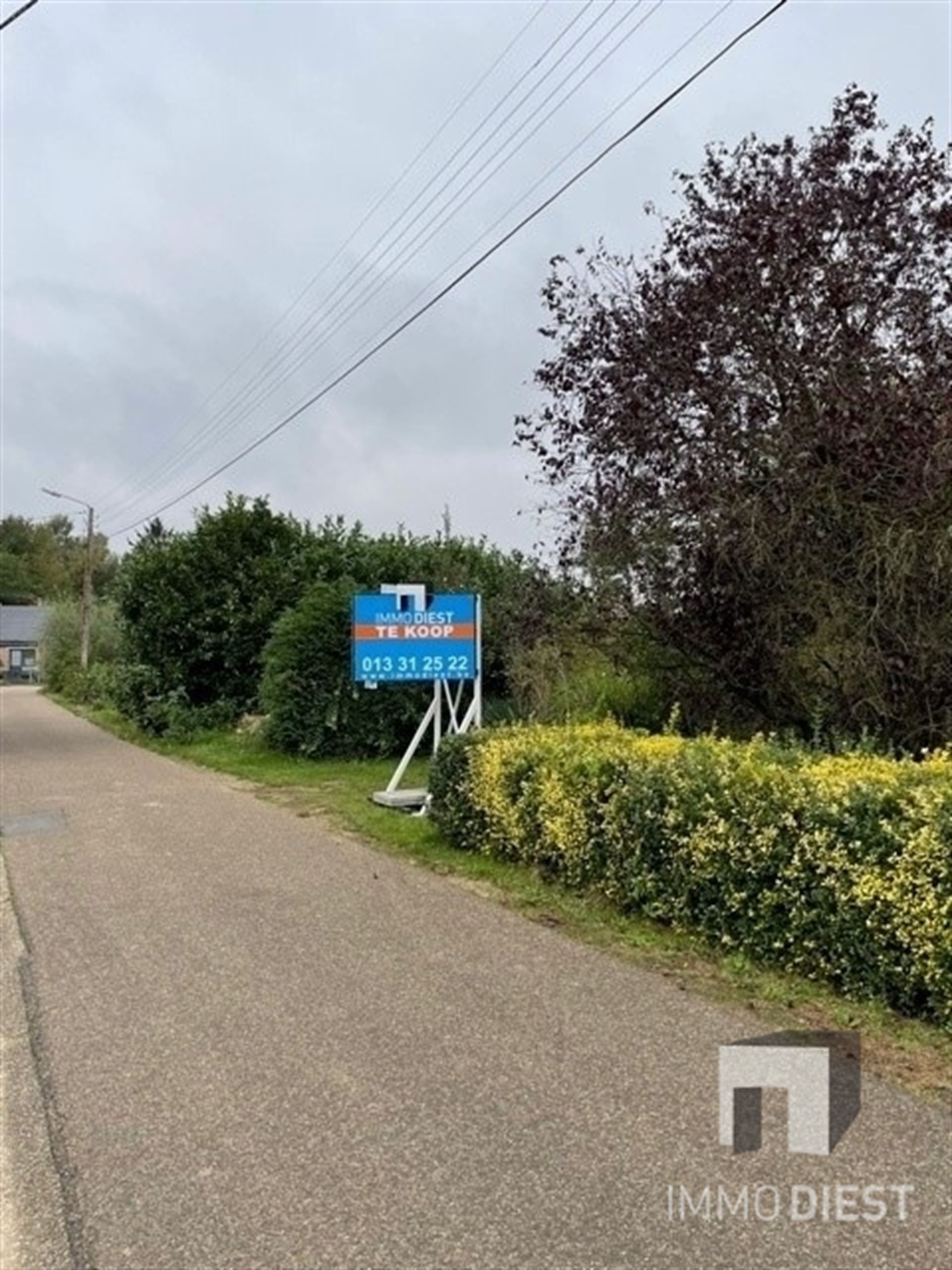 Projectgrond voor 3 villa's aan het water foto 2