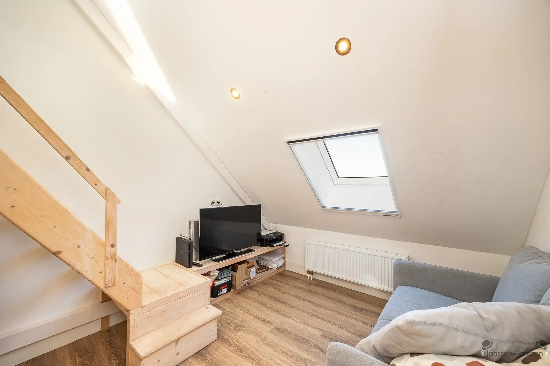Instapklare, volledig gerenoveerde exclusieve gezinswoning in het hart van Ekeren foto 28