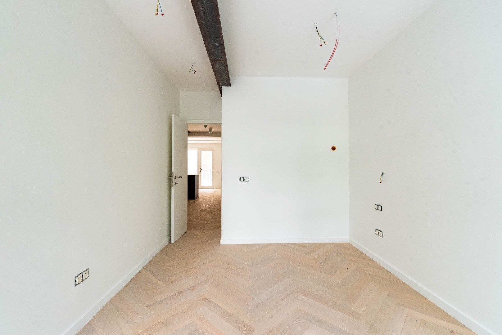 Luxueuze renovatie met tuin op toploctie foto 12