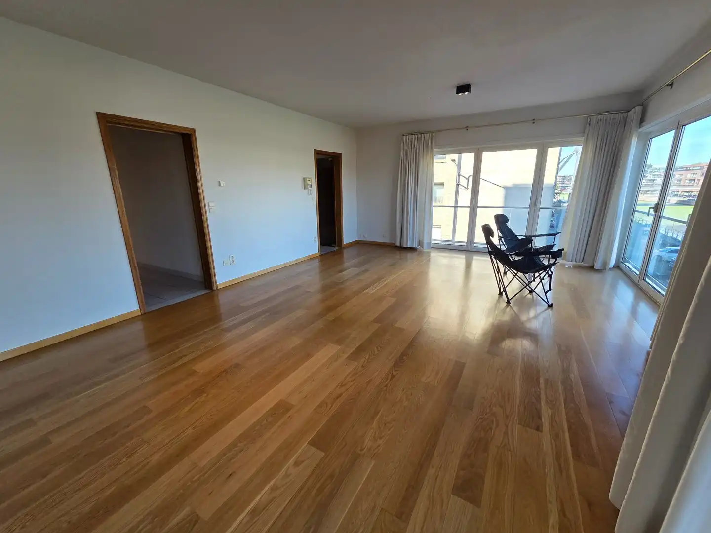Prachtig hoekappartement aan de Leie met ondergrondse standplaats! foto 5